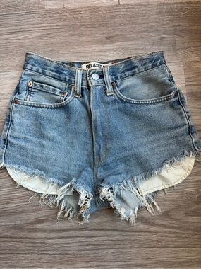 Vintage Levi’s 550 Cutoff Denim Shorts Light Wash Frayed Raw Hem Relaxed Fit